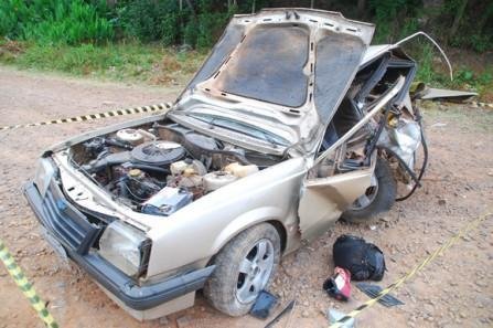 Motorista que fugiu ap&oacute;s atropelamento se apresenta &agrave; pol&iacute;cia em Santa Cruz