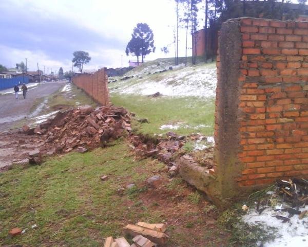 Ainda n&atilde;o foi contabilizado o preju&iacute;zo causado pelo granizo
