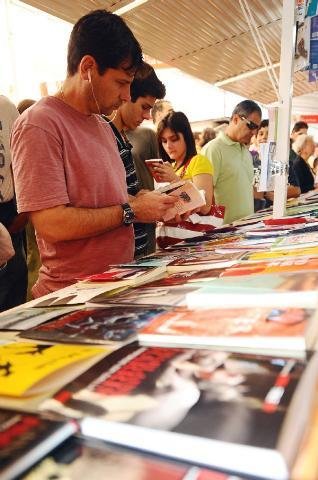 Pela Pra&ccedil;a, passaram mais de 1 milh&atilde;o de visitantes, que mergulharam no universo de escritores an&ocirc;nimos e de nomes de sucesso