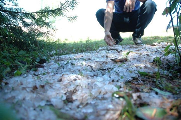 Granizo destr&oacute;i casas e lavouras em Salto do Jacu&iacute;