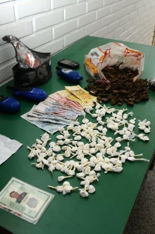 BM prende cinco suspeitos de tr&aacute;fico na Vila Maria da Concei&ccedil;&atilde;o 