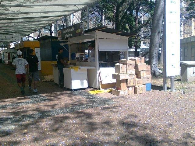 Feira do Livro incrementa em 16% as vendas em rela&ccedil;&atilde;o ao ano passado