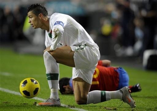 Portugal goleia a Espanha em cl&aacute;ssico