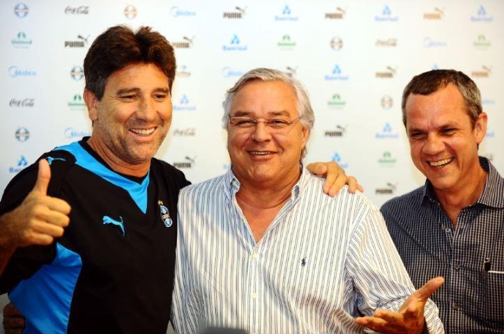 Enfim, Renato fica no Gr&ecirc;mio