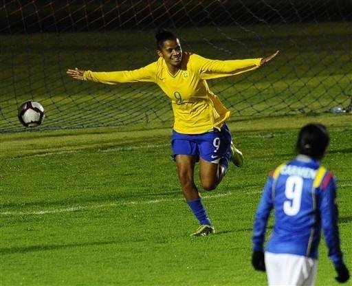 Sele&ccedil;&atilde;o de futebol feminino conquista Sul-Americano