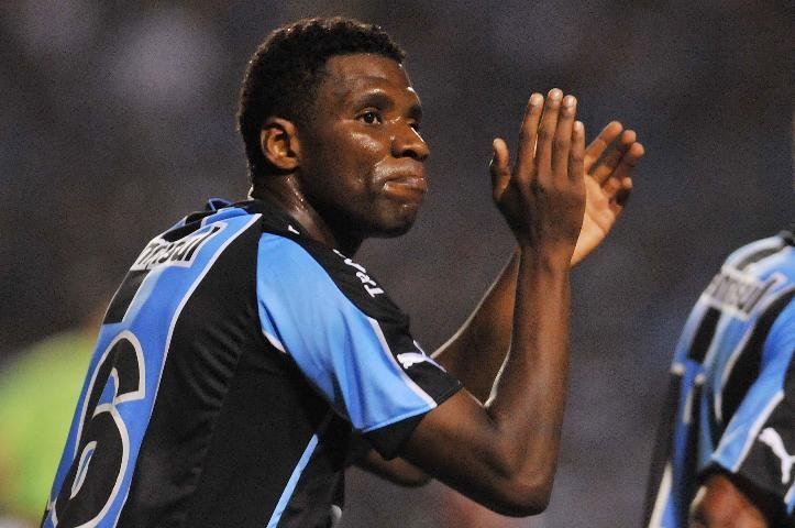 Talism&atilde;, Clementino anotou o terceiro do Gr&ecirc;mio