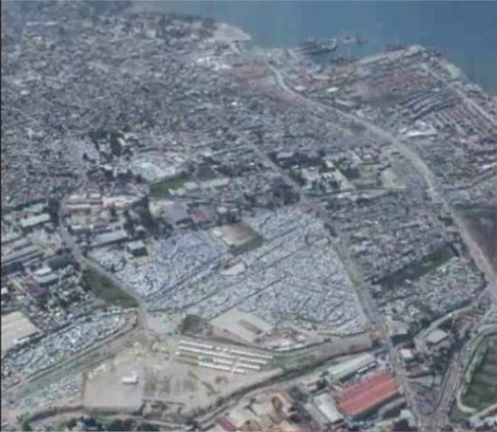 Veja imagens a&eacute;reas de acampamentos de desabrigados no Haiti 