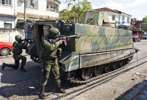 Homens atuar&atilde;o na seguran&ccedil;a do local, mas n&atilde;o deixar&atilde;o de revidar caso sejam atacados, afirmou general