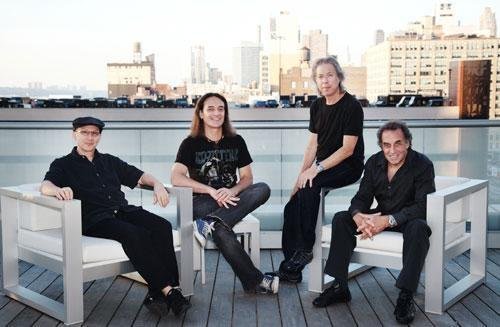 Banda The Avengers se apresenta no &Aacute;trio do Santander Cultural