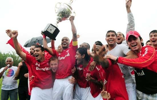 Inter B goleia e &eacute; campe&atilde;o da Copa &Ecirc;nio Costamilan