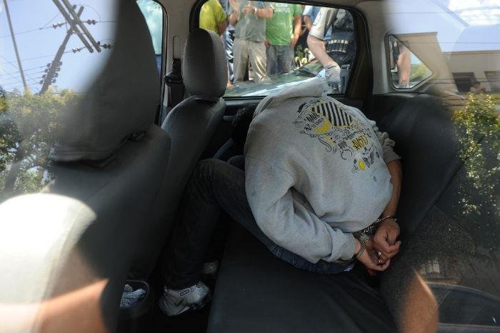 Quatro s&atilde;o presos depois de assalto a lot&eacute;rica em Porto Alegre