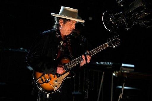 Manuscrito de m&uacute;sica de Bob Dylan ser&aacute; leiloado