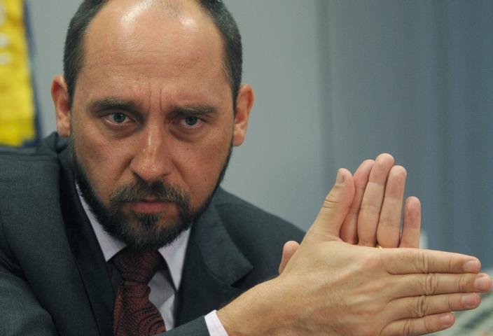 Luis In&aacute;cio Adams dever ser indicado de Lula para o STF