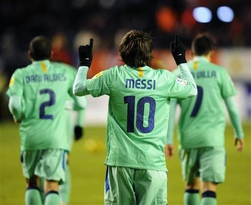 Messi faz dois, Bar&ccedil;a goleia Osasuna por 3 a 0