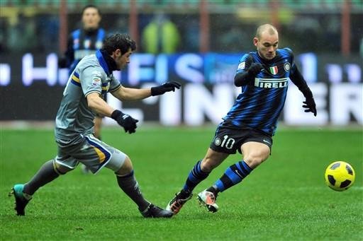 Ao site da Fifa, Sneijder projeta t&iacute;tulo mundial para coroar temporada da Inter