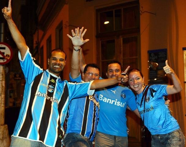 Torcedores que estavam em bares da Capital comemoraram vaga