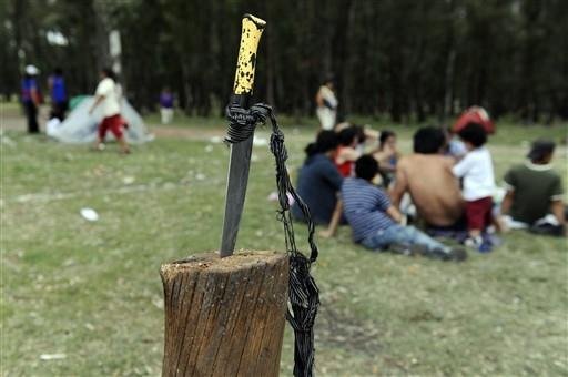Argentina busca sa&iacute;da para viol&ecirc;ncia social em parque da capital