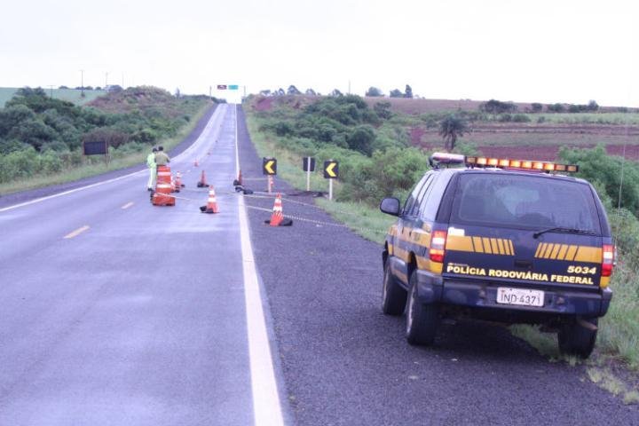 PRF est&aacute; no local para orientar fluxo em apenas uma faixa de tr&acirc;nsito