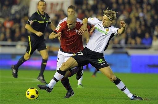Valencia chega a abrir dois gols de vantagem, mas empata em casa com o Osasuna