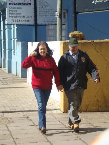 Em Vacaria, os moradores precisaram usar agasalhos pesados para enfrentar o ar frio