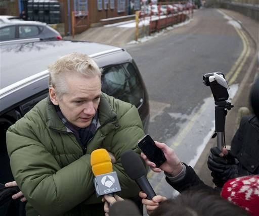 Justi&ccedil;a americana estuda como processar fundador do WikiLeaks