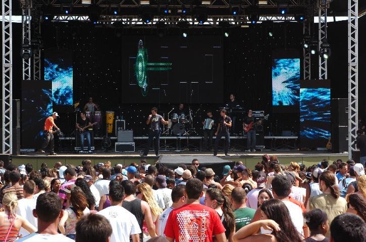 A programa&ccedil;&atilde;o musical variada e de qualidade foi um verdadeiro presente de final de ano para a popula&ccedil;&atilde;o ga&uacute;cha
