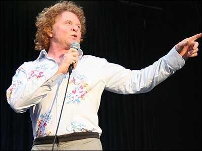 Grupo brit&acirc;nico Simply Red se despede ap&oacute;s 25 anos de carreira