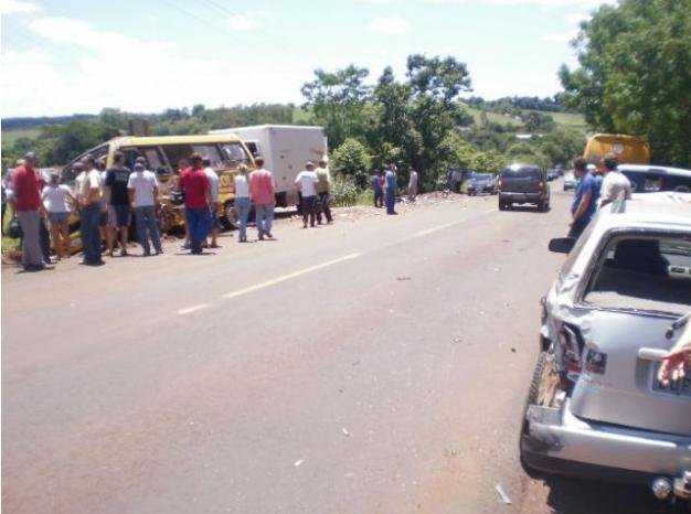 O acidente ocorreu na BR 472, entre Santa Rosa e Santo Cristo, no Noroeste do Estado