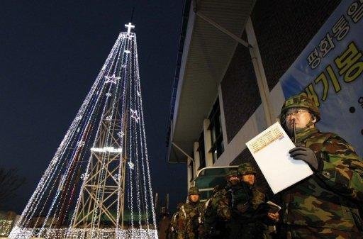Ilumina&ccedil;&atilde;o de &aacute;rvore de Natal pode agravar tens&atilde;o entre Coreias