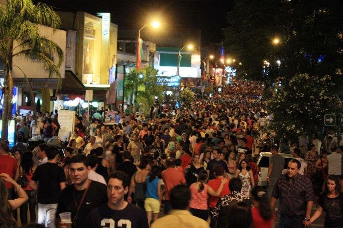 Mais de 45 mil v&atilde;o a Rivera para as compras de Natal