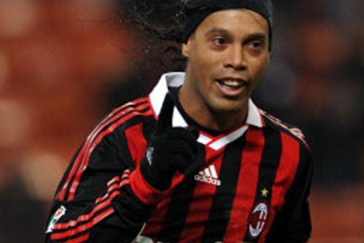 Gr&ecirc;mio aguarda documento para anunciar Ronaldinho