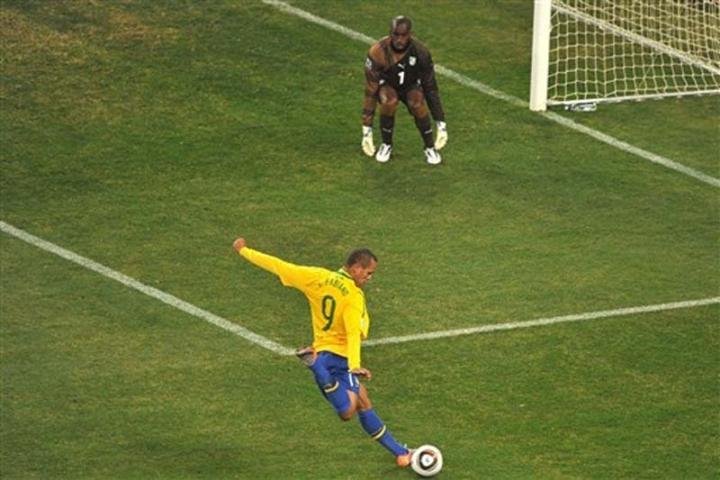 Lu&iacute;s Fabiano &eacute; o grande sonho da dire&ccedil;&atilde;o colorada