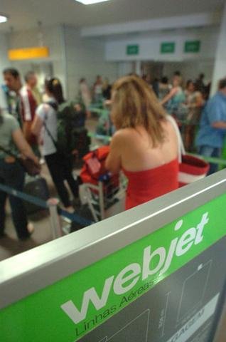WebJet justifica transtornos por falta de tripulantes