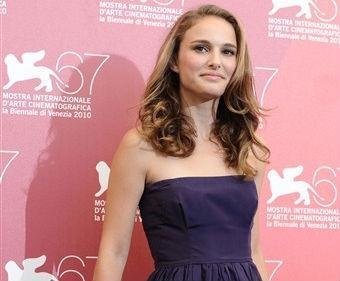 Natalie Portman fica noiva de core&oacute;grafo franc&ecirc;s