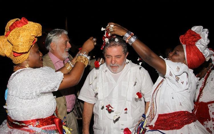Em evento na Bahia, Lula diz que &eacute; &acute;&acute;gostoso`` ver EUA, Europa e Jap&atilde;o em crise