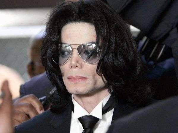 Advogados de m&eacute;dico alegar&atilde;o que Michael Jackson se matou