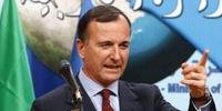 Itália não quer criminoso livre nas praias do Rio, diz ministro