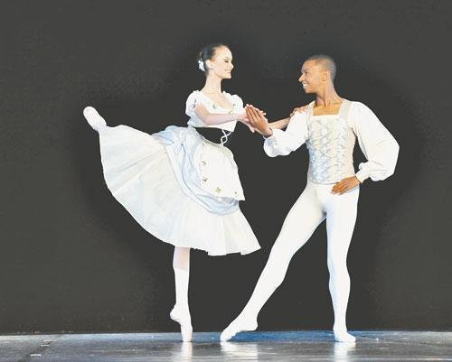 Mostra re&uacute;ne diversos g&ecirc;neros de dan&ccedil;a em Porto Alegre