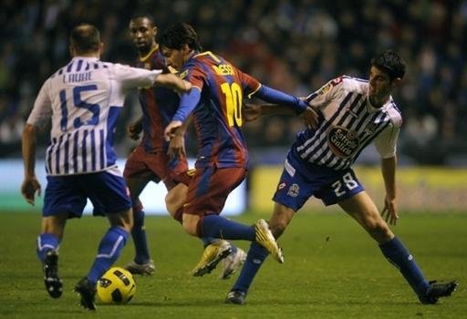 Messi brilha, faz gol e lidera goleada de 4 a 0 do Barcelona sobre La Coru&ntilde;a