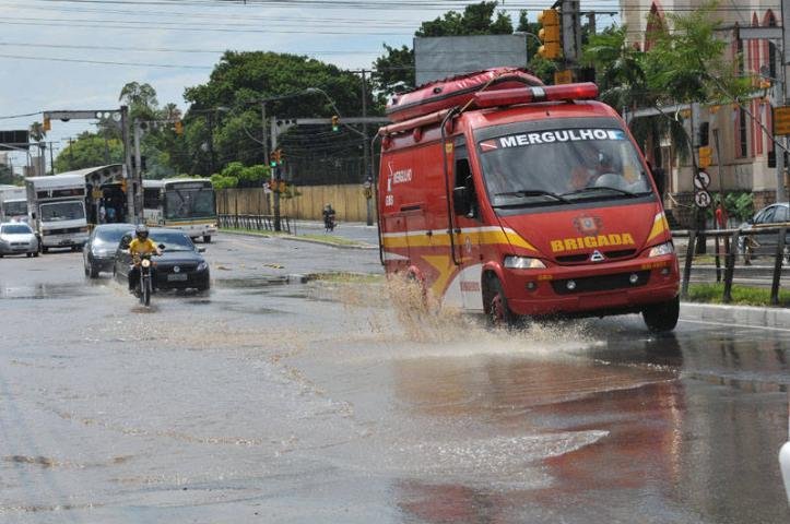 Estragos da chuva na Capital ser&atilde;o avaliados nesta sexta
