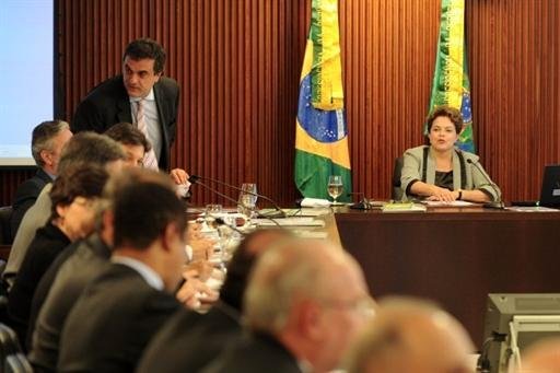 Ministro da Fazenda participou da primeira reuni&atilde;o ministerial do governo Dilma