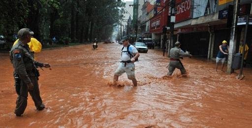 Come&ccedil;a vacina&ccedil;&atilde;o contra o t&eacute;tano em Nova Friburgo