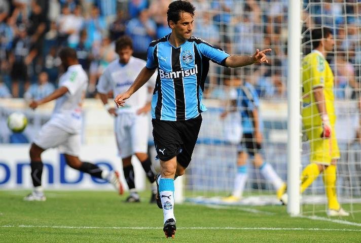 Gr&ecirc;mio pretende negociar renova&ccedil;&atilde;o de Jonas no pr&oacute;ximo fim de semana