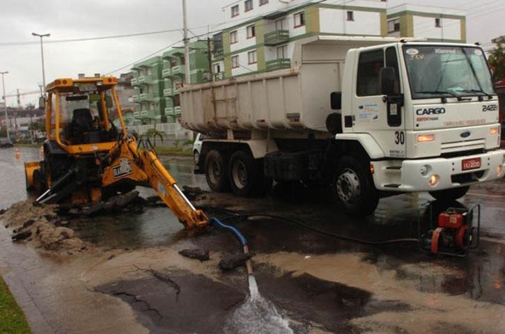 Temporal atrasa retomada de abastecimento d&acute;&aacute;gua em Cap&atilde;o