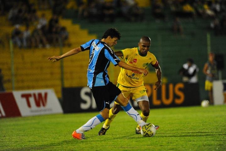 Gr&ecirc;mio deixa vit&oacute;ria escapar no final e empata com o Ypiranga em Erechim