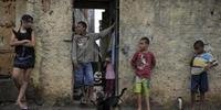 Quase 3 mil crianças estão sem casa em Teresópolis, no RJ