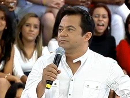 Humorista sofreu acidente de carro, teve traumatismo craniano e quase perdeu um bra&ccedil;o
