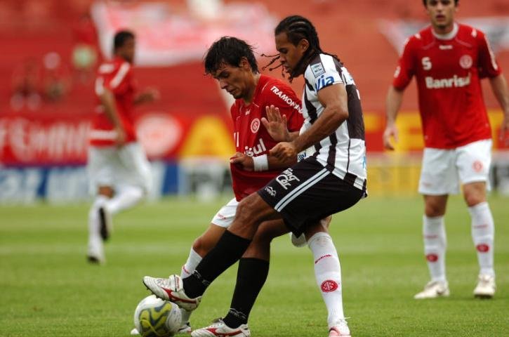 Siegmann diz que jogadores do Inter B ter&atilde;o que aguentar press&atilde;o do Gre-Nal