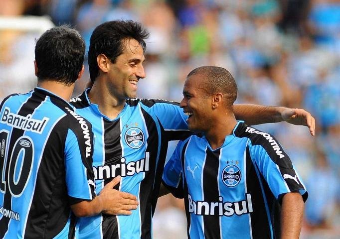 Gabriel defende Jonas: &acute;Sa&iacute;da dele n&atilde;o tem nada a ver com ser mercen&aacute;rio`