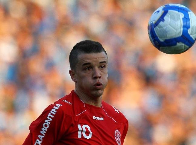 Meia do Inter n&atilde;o &eacute; lembrado na primeira convoca&ccedil;&atilde;o da Sele&ccedil;&atilde;o Argentina no ano